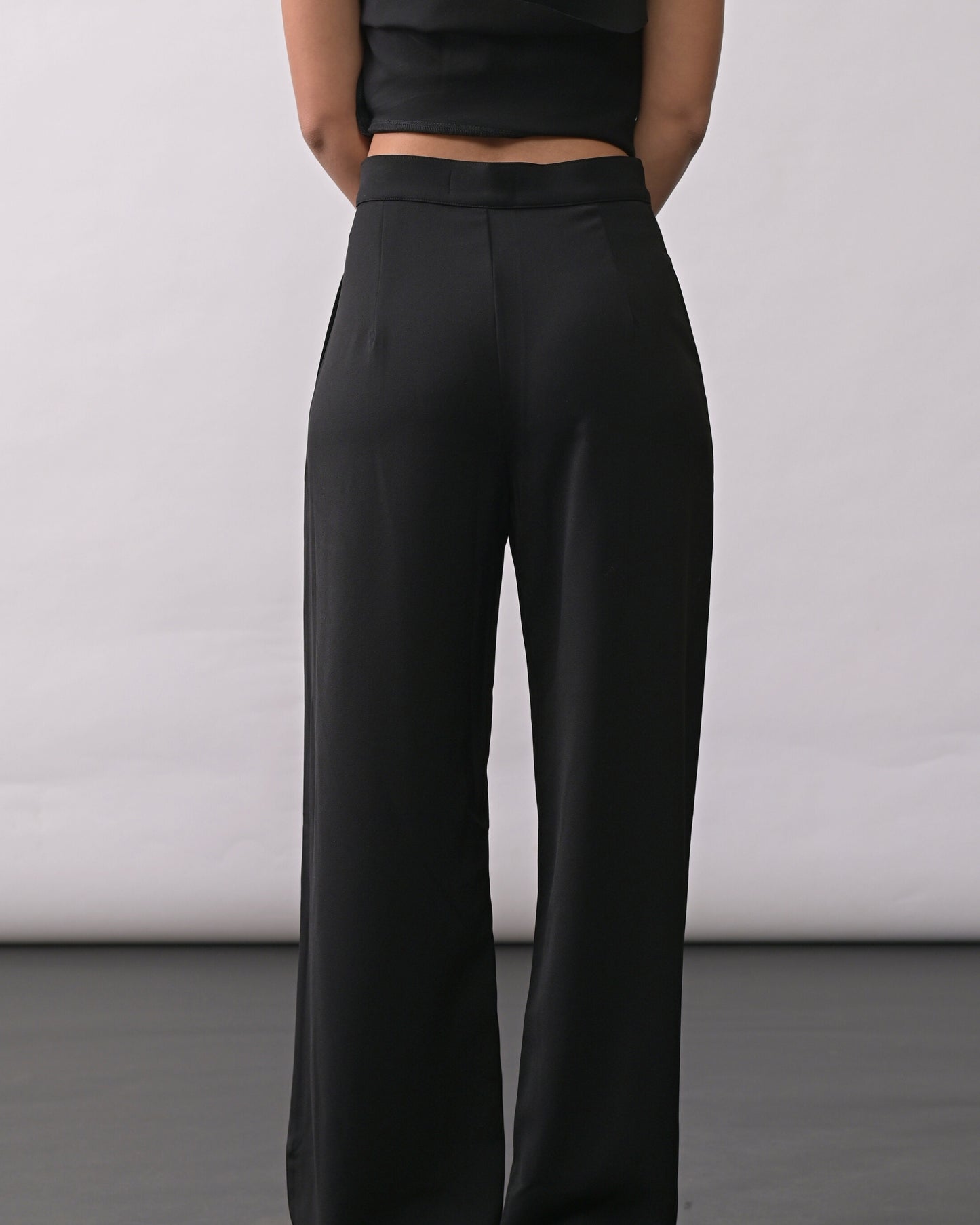Lolo Black Pants
