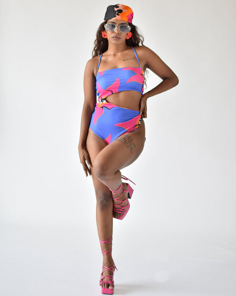 Rosa Monokini