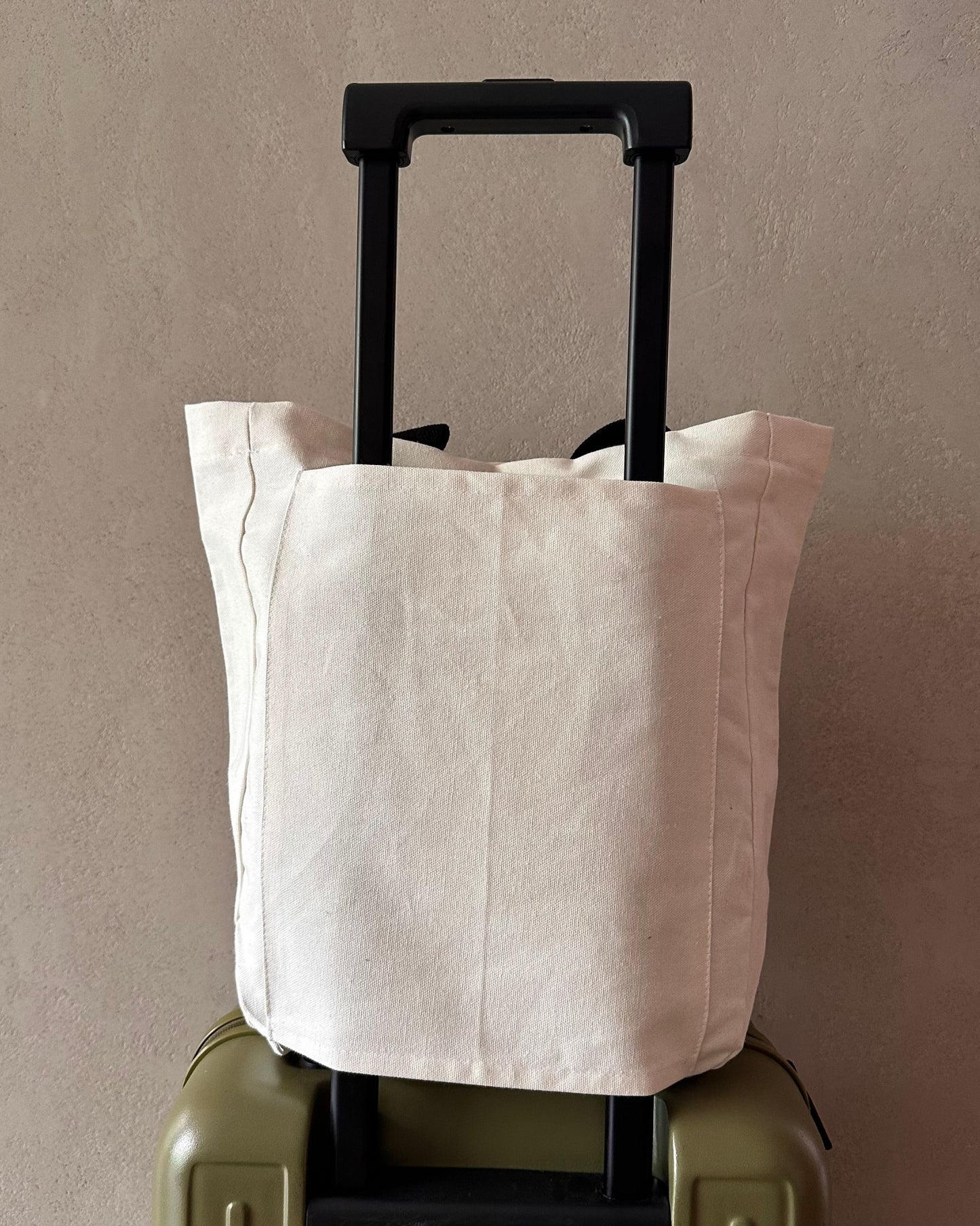 Missy X Gossy Transit Tote
