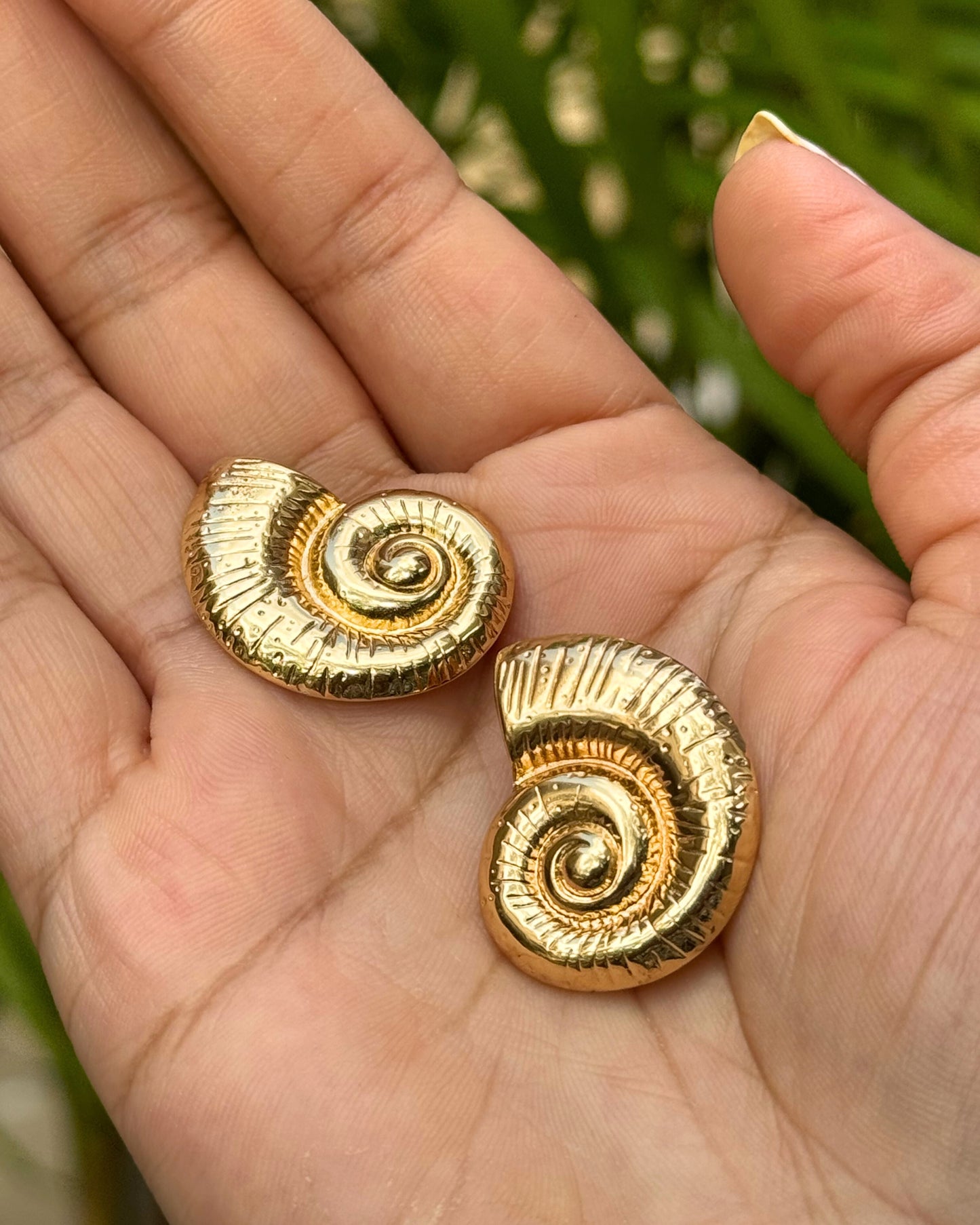 Arte X Missy Shell Earrings