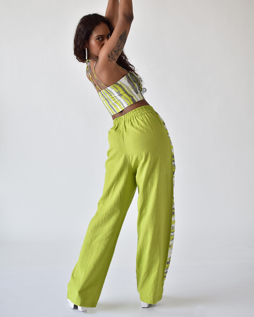 Buy Women Neon Green Side Slit Fleece Jogger Pants Online At Best Price   Sassafrasin